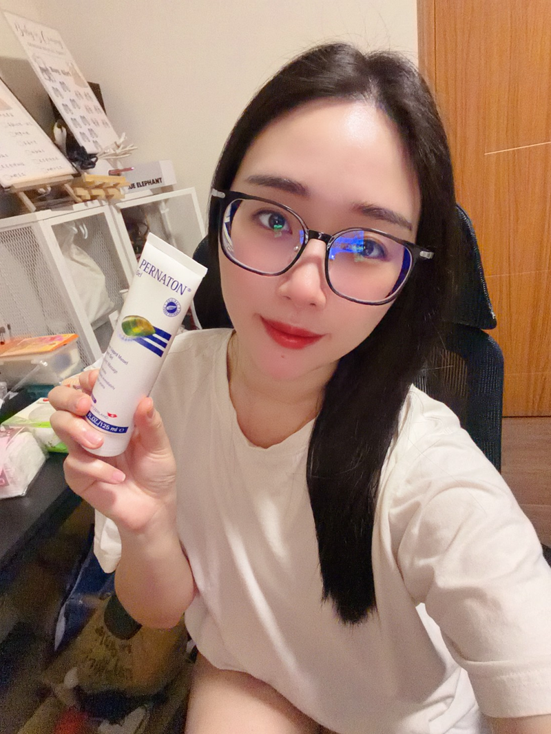 女人知己試用大隊,口碑行銷,部落客行銷,PERNATON百通關凝膠 125ml涼感型,關鍵保養,葡萄糖胺,擦的葡萄糖胺,GAG,醣胺聚醣,青邊貽貝,原型葡萄糖胺,讓我更敢動,行動力UP,靈活不卡關,軟Q有彈性,輕鬆上下樓梯,不怕久站久坐,打通關,天氣變化,換季保養,樂齡,馬拉松,登山,爬山,越野跑山,攀岩,籃球,羽球,桌球,棒球,PERNATON百通關,瑞士保養精品,瑞士第一,瑞士品質,瑞士原裝進口,白袍鑑定